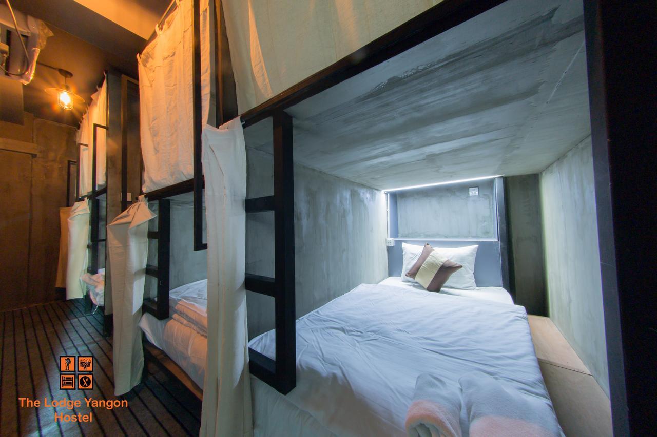The Lodge Yangon Hostel Exterior foto
