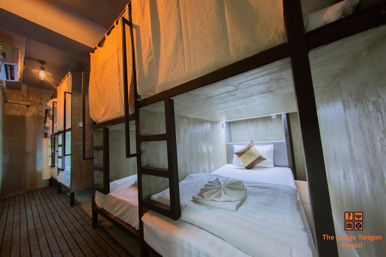 The Lodge Yangon Hostel Exterior foto