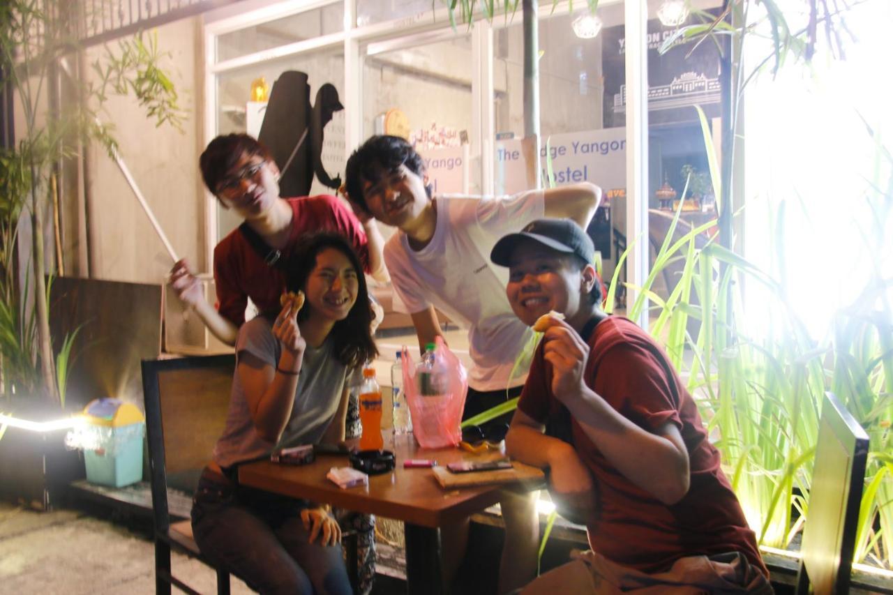 The Lodge Yangon Hostel Exterior foto