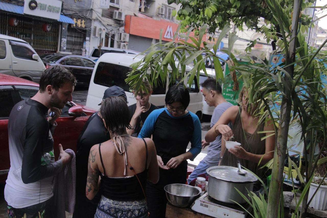 The Lodge Yangon Hostel Exterior foto